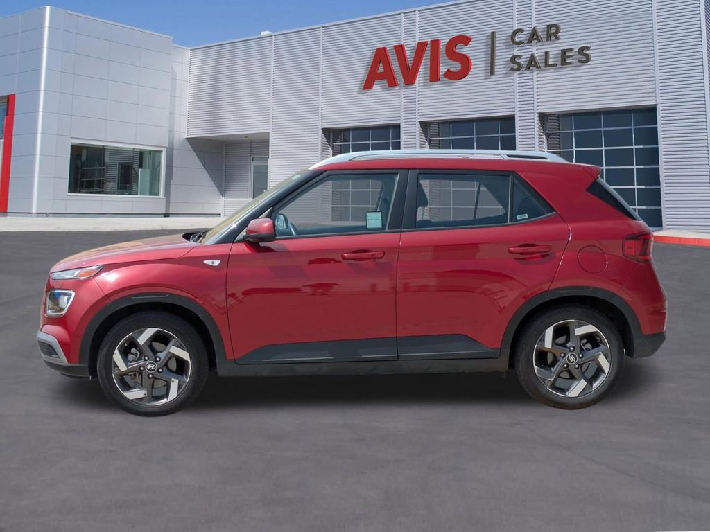 Used 2025 Hyundai Venue SEL FWD image 10