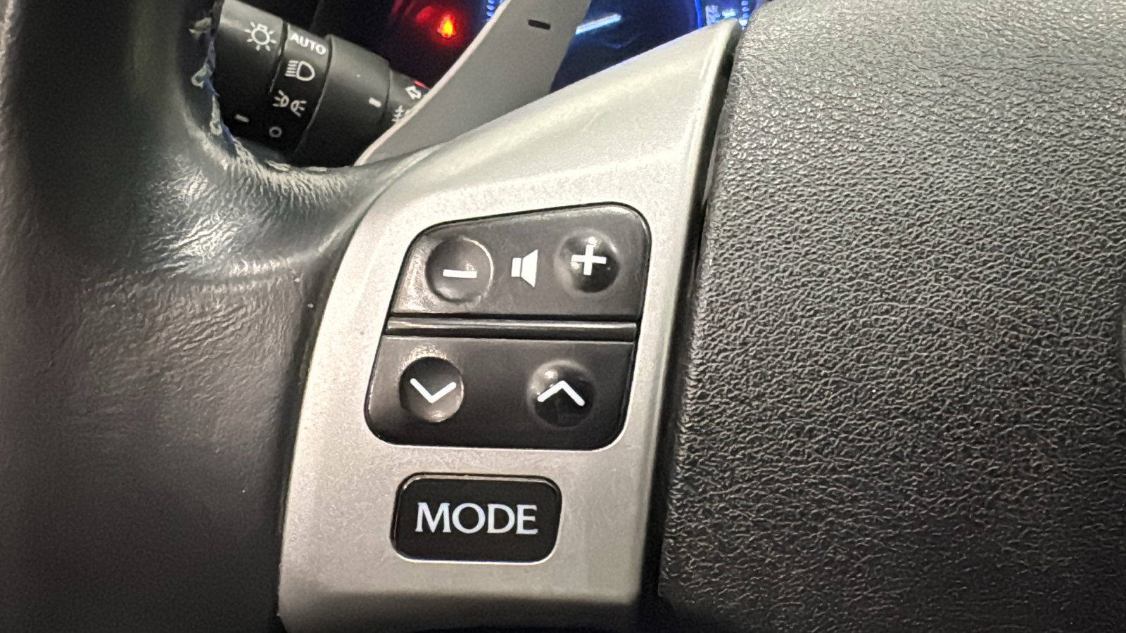 Used 2011 Lexus IS 250 AWD w/ Premium Pkg Value Edition image 13
