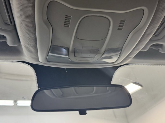 Used 2015 Jeep Renegade Sport w/ Power & Air Group image 23