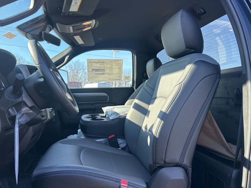 New 2026 RAM 5500 Tradesman w/ Chrome Appearance Group AWD/4WD image 7