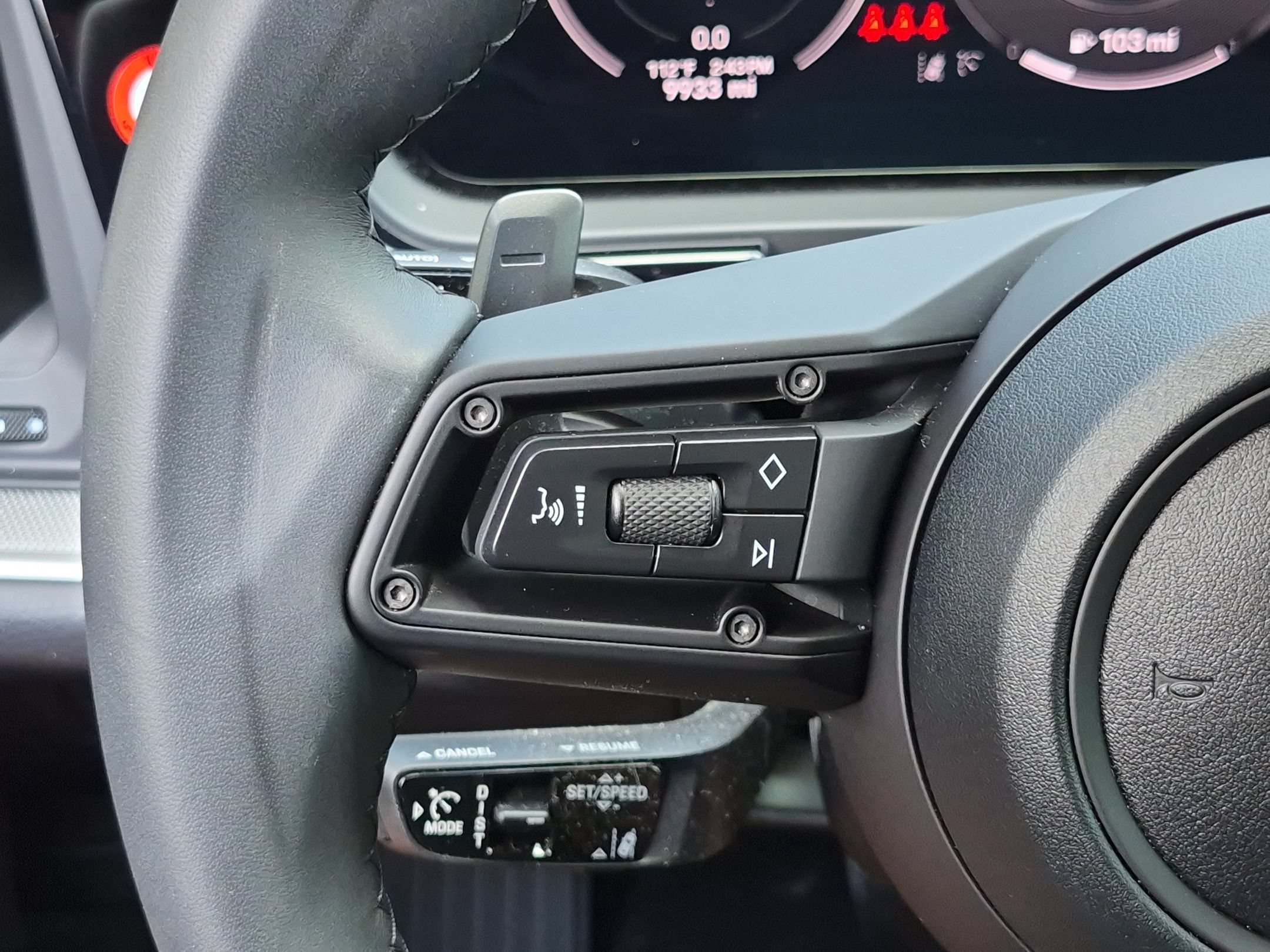 Certified 2025 Porsche Cayenne AWD/4WD image 8