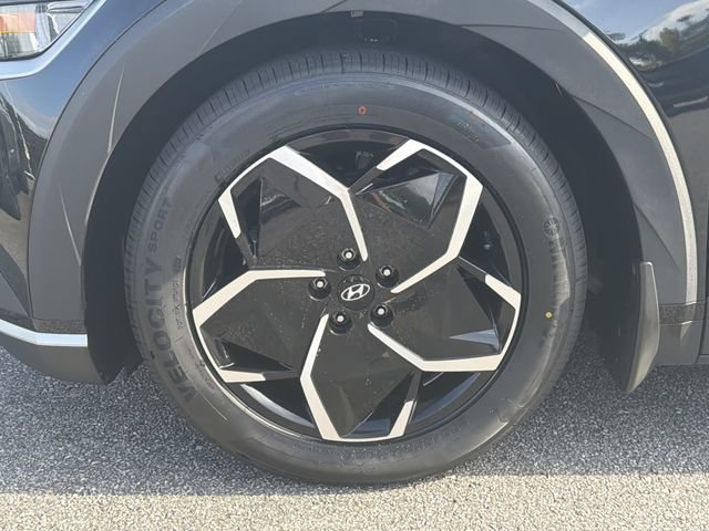 Certified 2024 Hyundai Ioniq 5 SE RWD image 13