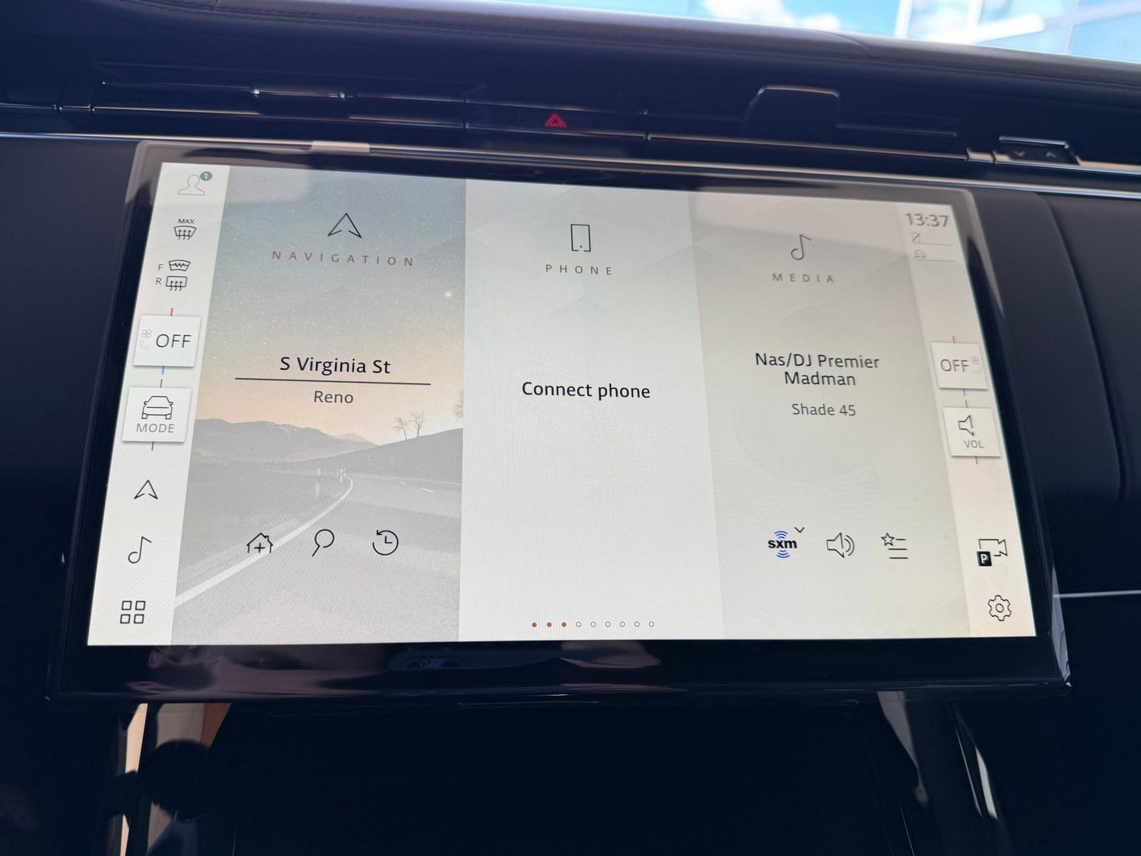 New 2026 Land Rover Range Rover Sport Dynamic SE image 16