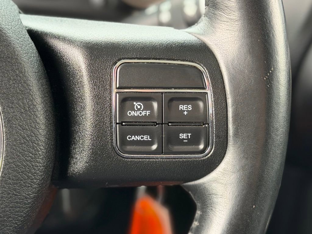 Used 2017 Jeep Wrangler 75th Anniversary image 10