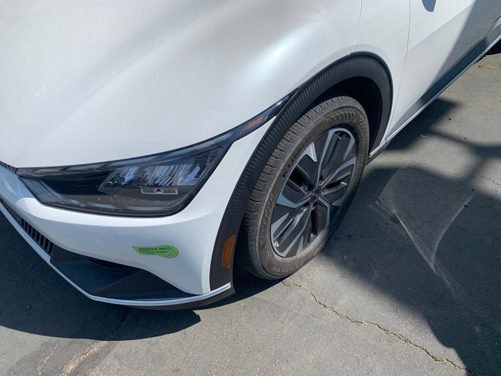 Certified 2023 Kia EV6 Light RWD image 2