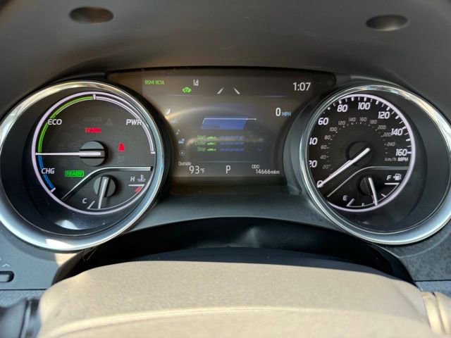 Used 2020 Toyota Camry XLE image 21