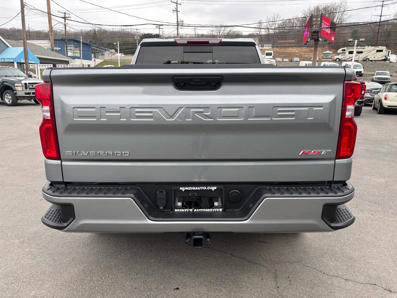 Used 2025 Chevrolet Silverado 1500 RST w/ Convenience Package II AWD/4WD image 4