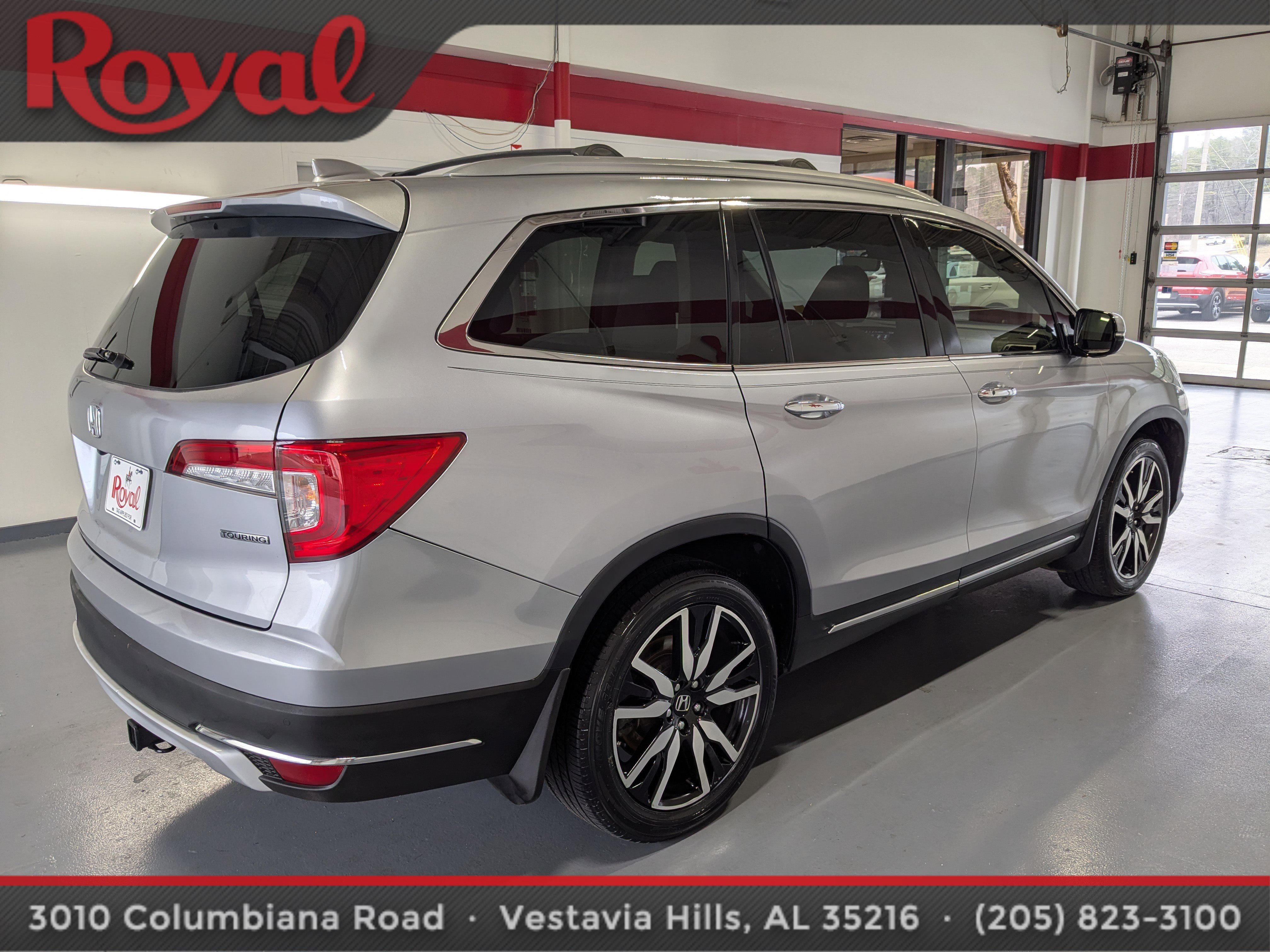 Used 2020 Honda Pilot Touring image 4