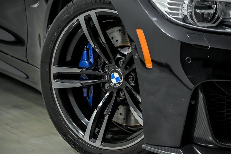 Used 2016 BMW M4 Coupe RWD image 3