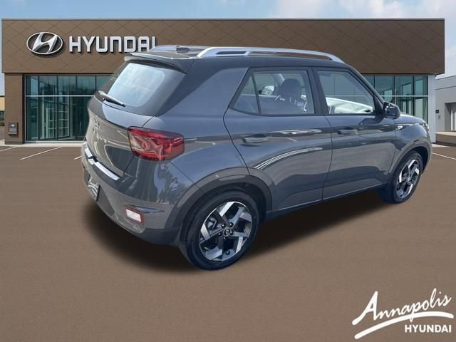 Certified 2026 Hyundai Venue SEL image 5