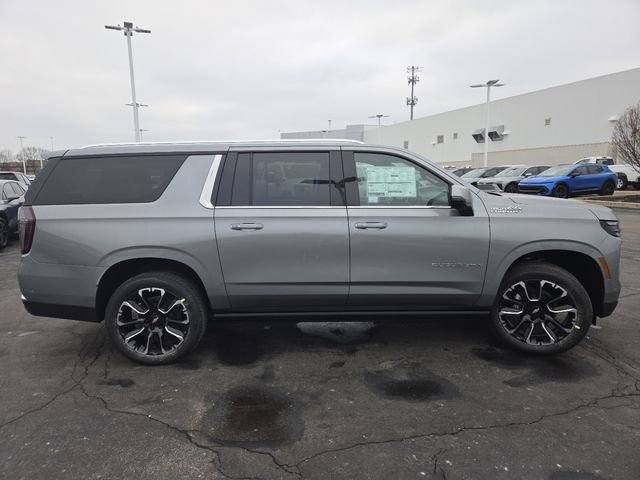 New 2026 Chevrolet Suburban High Country image 26