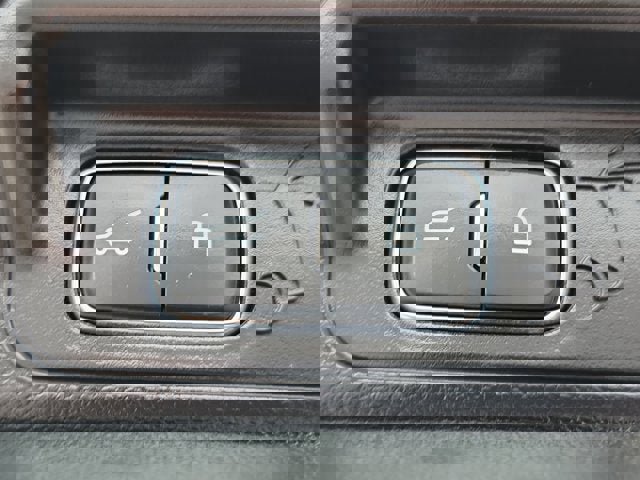 Used 2025 Ford Explorer Platinum w/ LUX Leather Package image 18