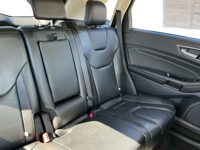 Certified 2020 Ford Edge Titanium image 18