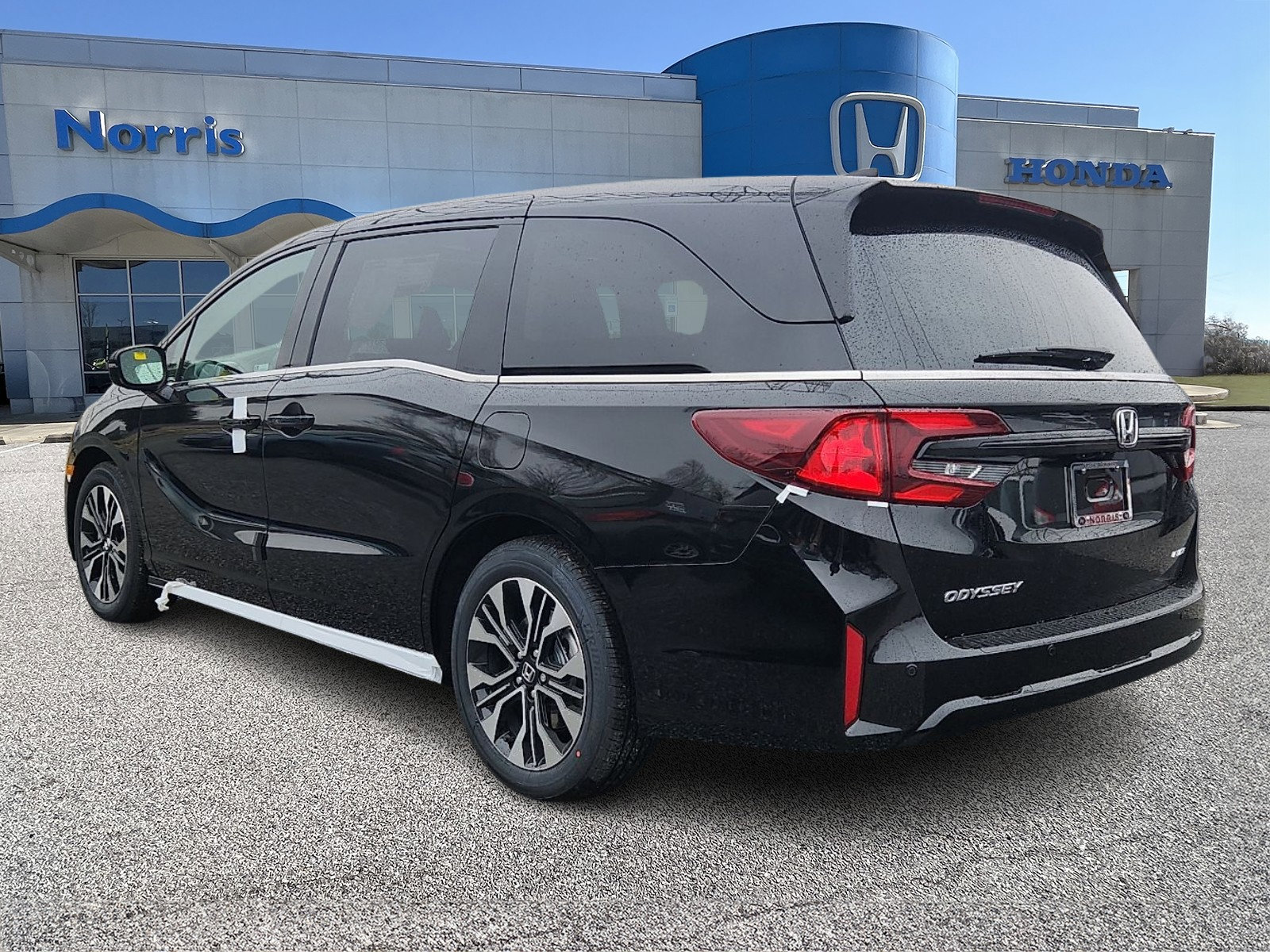 New 2026 Honda Odyssey Elite image 3