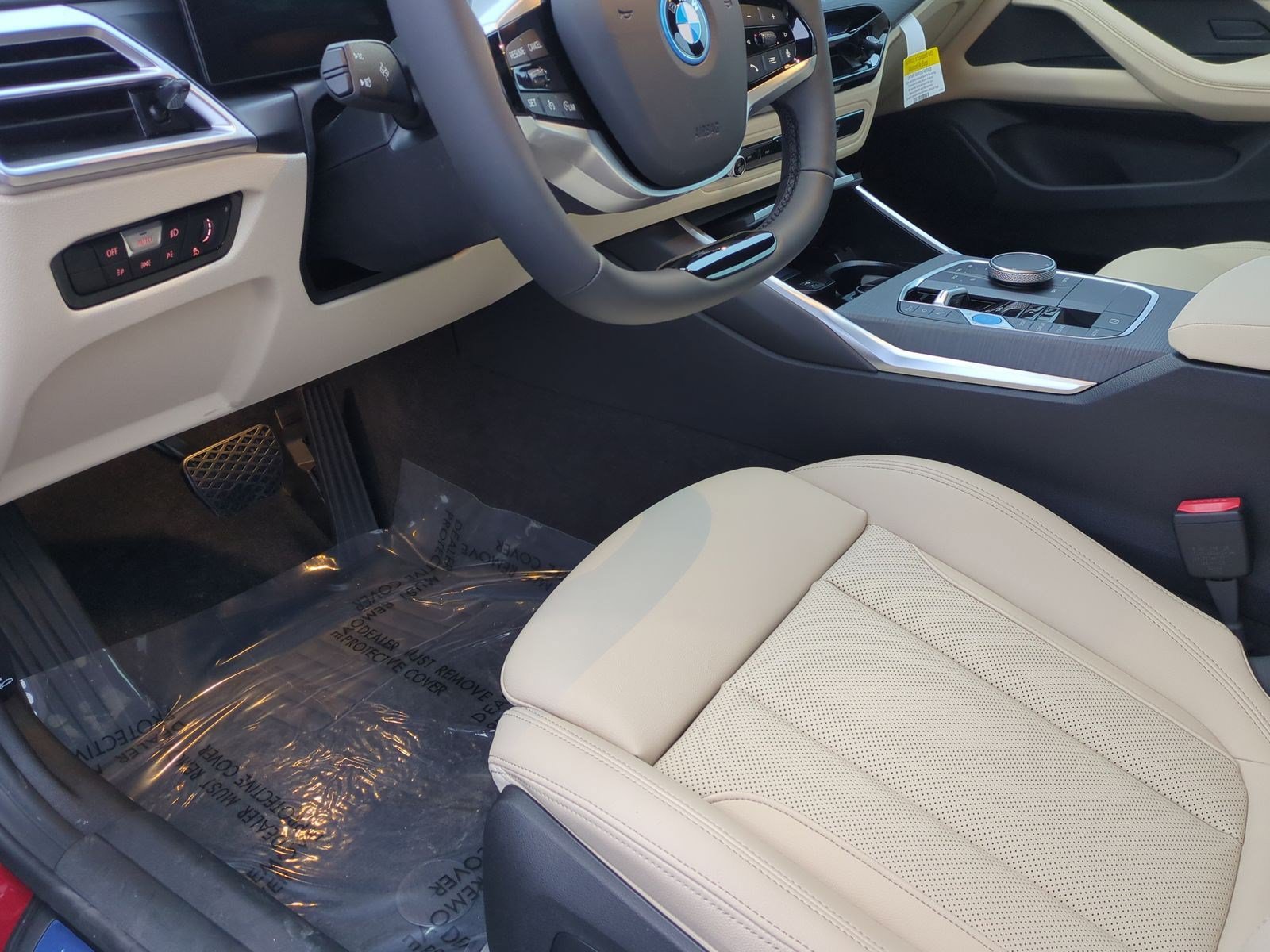 Used 2026 BMW i4 eDrive40 w/ Premium Package RWD image 17