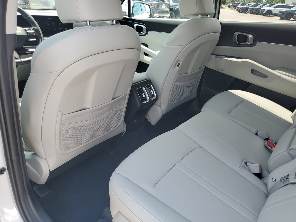 New 2026 Kia Sorento S w/ S Panoramic Sunroof Package FWD image 22