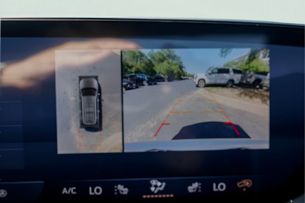 New 2026 Buick Enclave Sport Touring w/ Super Cruise Package FWD image 12
