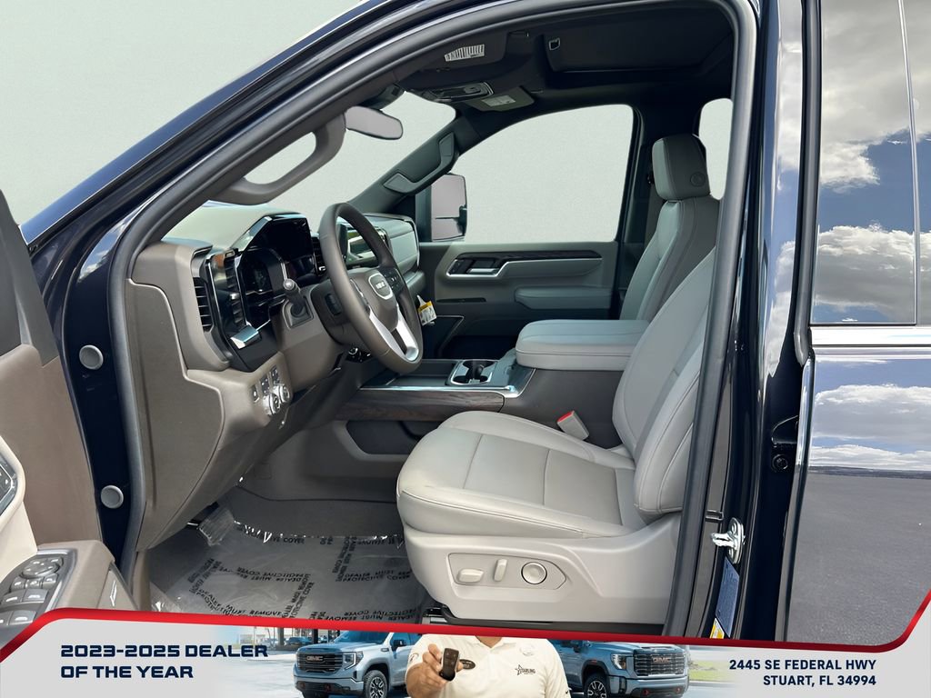New 2025 GMC Sierra 2500 SLT w/ SLT Premium Package image 9