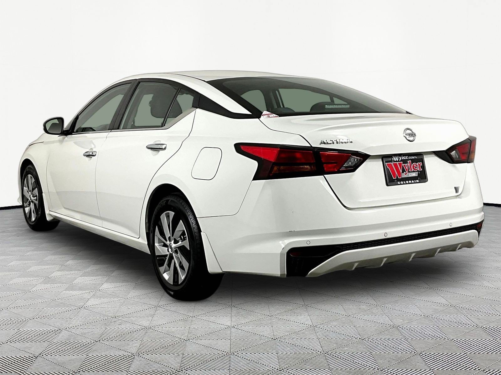 Used 2022 Nissan Altima 2.5 S w/ Driver Assist Package FWD image 4