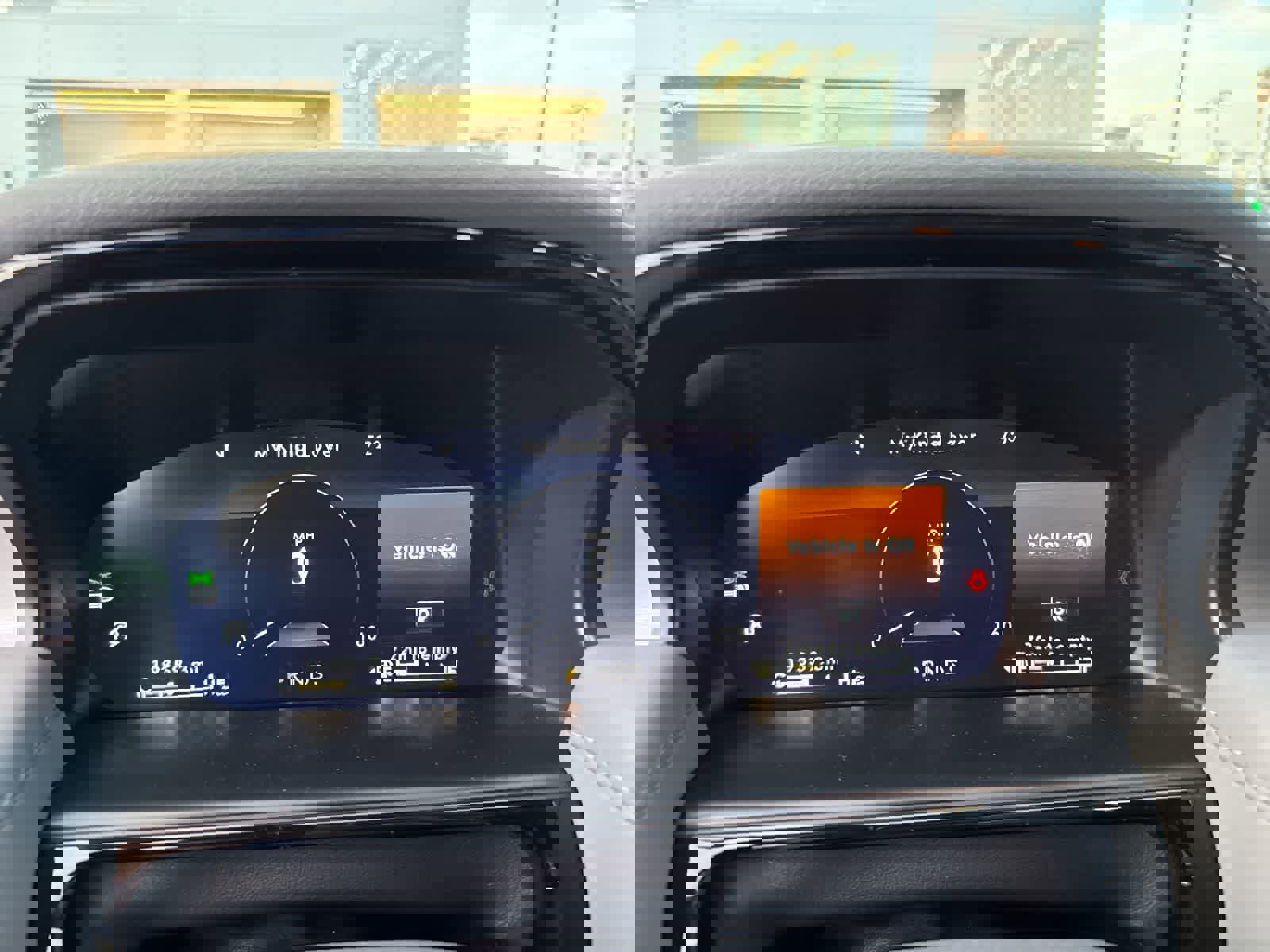 Used 2022 Lincoln Nautilus Reserve w/ Luxury Package FWD image 9