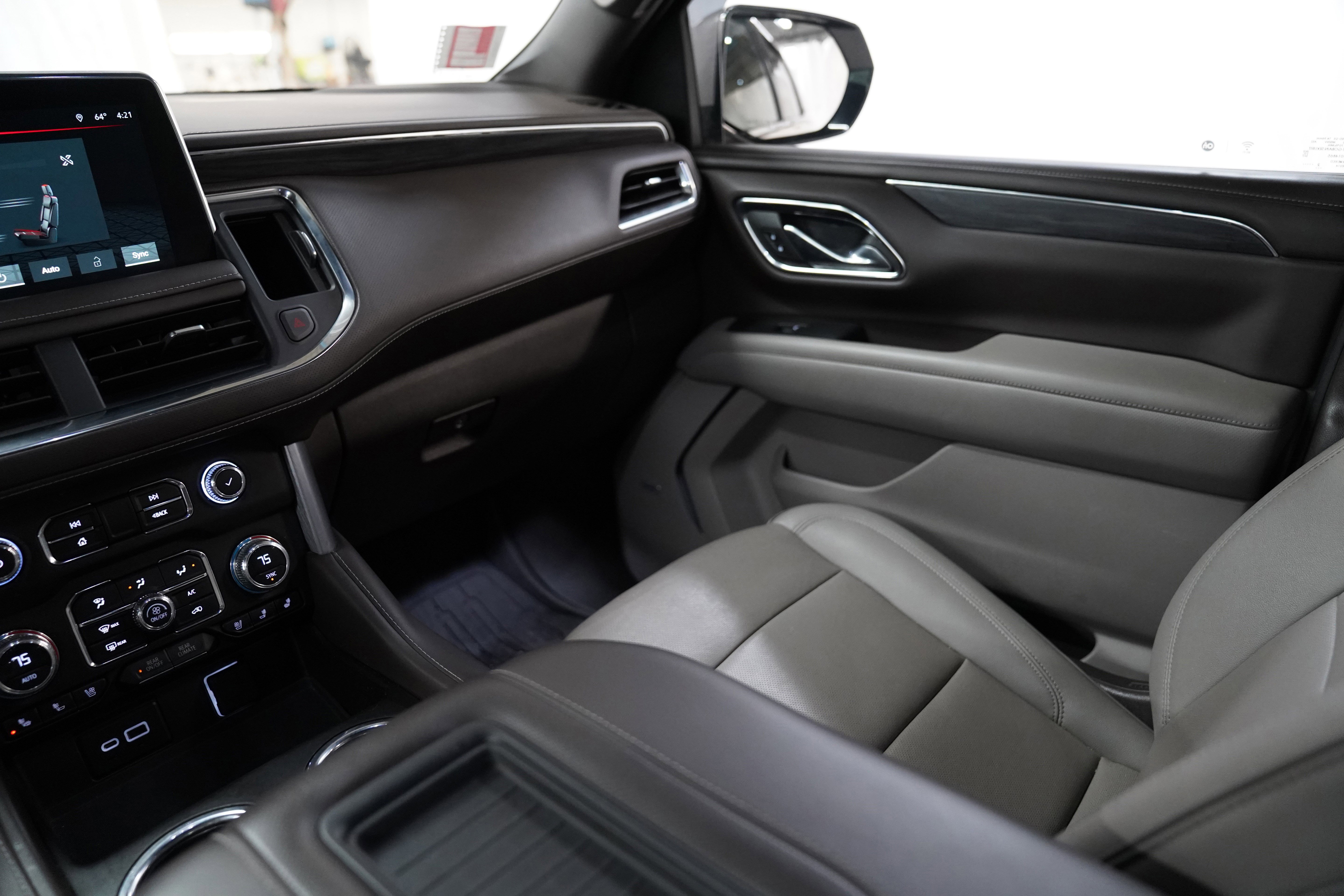 Used 2023 GMC Yukon SLT image 15