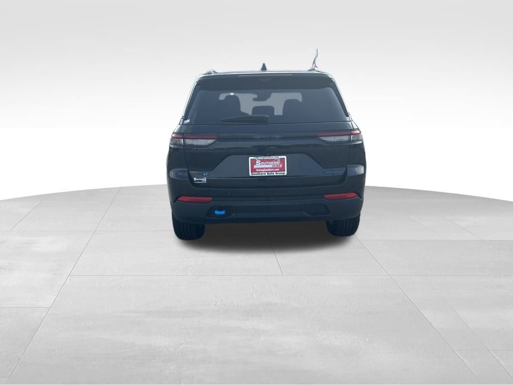 New 2024 Jeep Grand Cherokee Trailhawk w/ Luxury Tech Group III AWD/4WD image 5