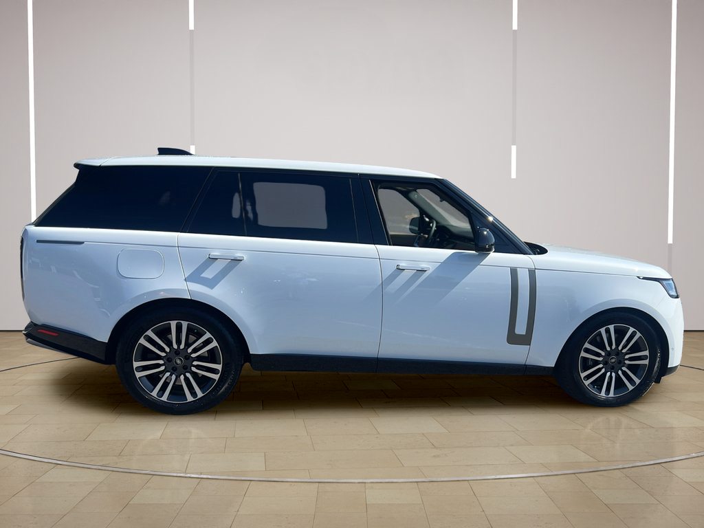 Used 2024 Land Rover Range Rover Long Wheelbase SE AWD/4WD image 8