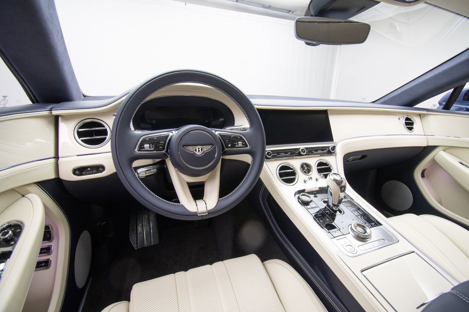 New 2026 Bentley Continental GT AWD/4WD image 25