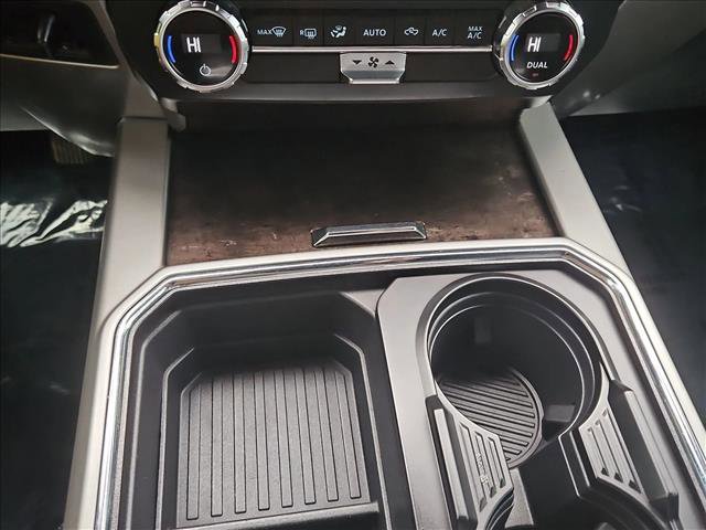 Used 2022 Ford F350 Lariat w/ Black Appearance Package image 11