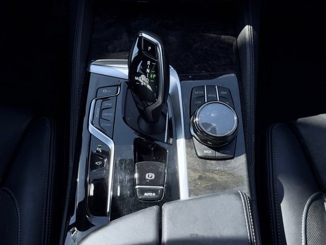 Used 2023 BMW M550i xDrive w/ Executive Package AWD/4WD image 40