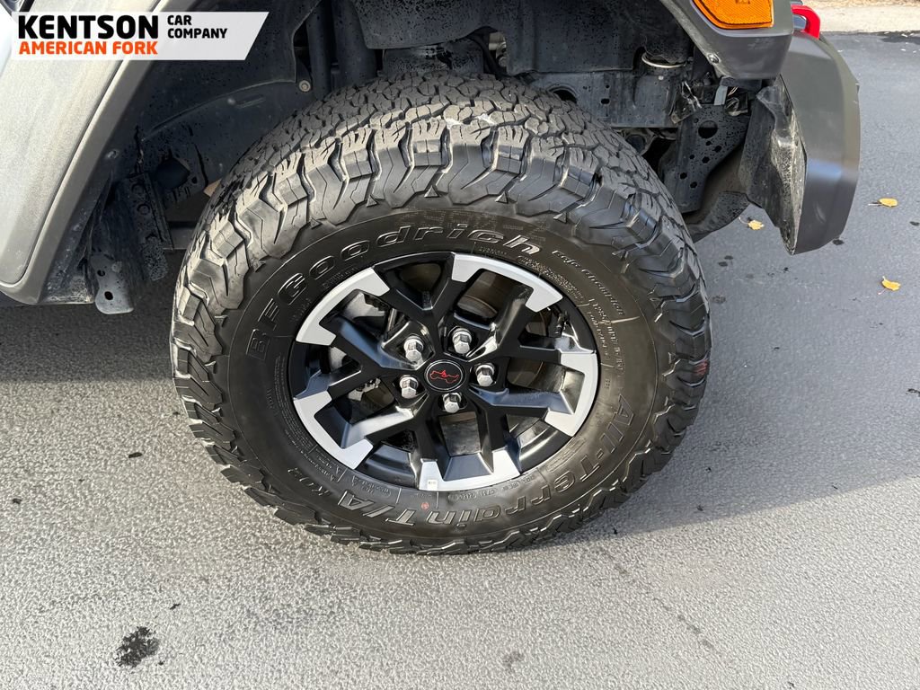 Used 2025 Jeep Wrangler Unlimited Rubicon image 14