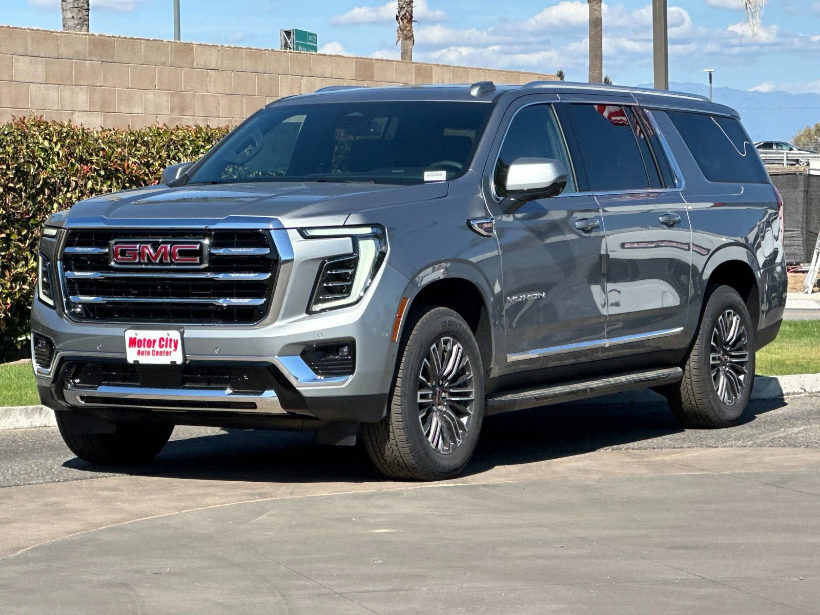 New 2026 GMC Yukon XL Elevation RWD image 8