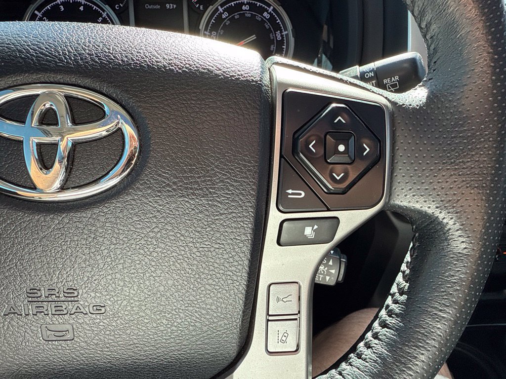 Used 2023 Toyota 4Runner Limited AWD/4WD image 40
