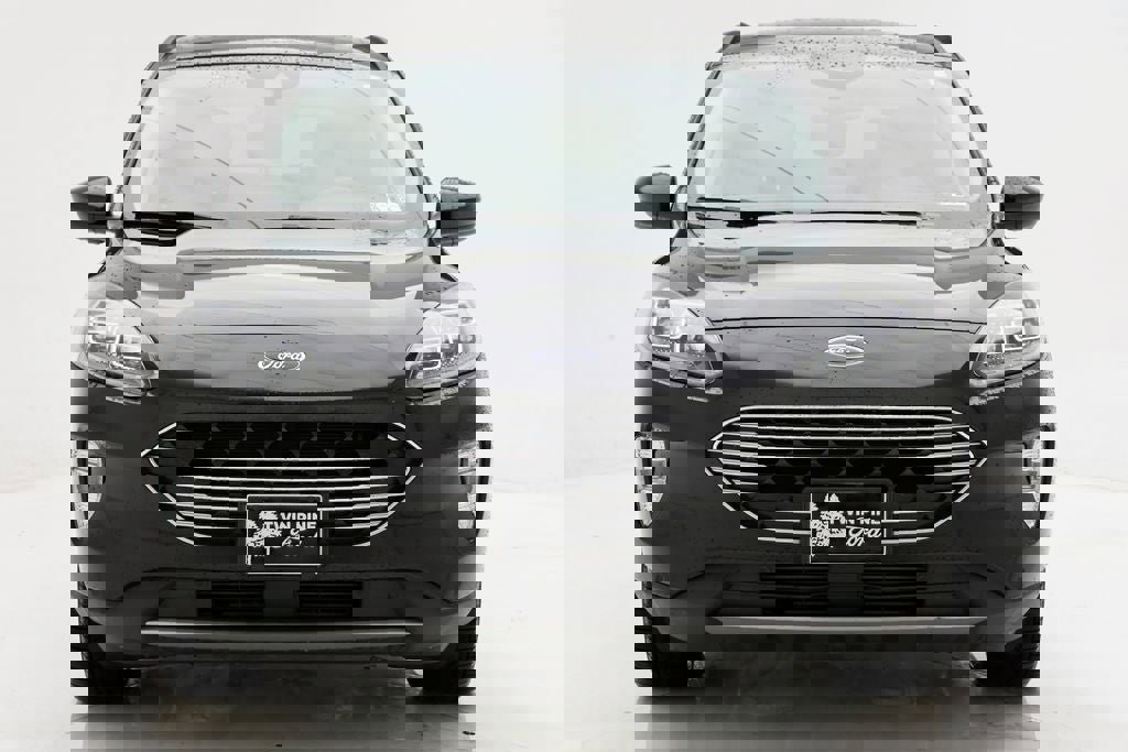 Used 2022 Ford Escape Titanium w/ Titanium Elite Package image 3