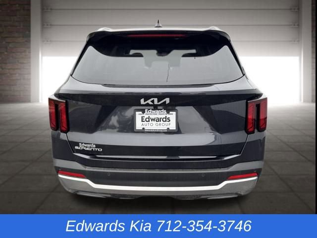 New 2025 Kia Sorento S image 5