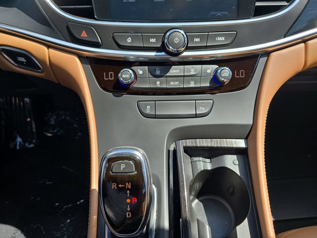 Used 2017 Buick LaCrosse Essence FWD image 26
