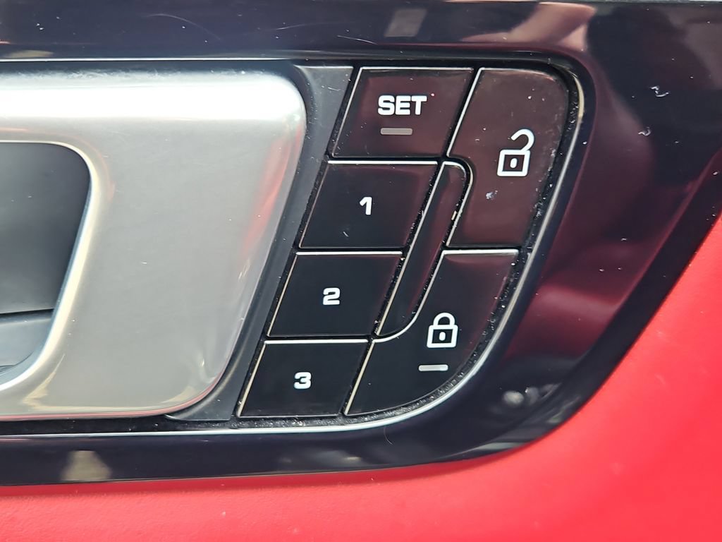 Certified 2021 Porsche Cayenne GTS AWD/4WD image 21