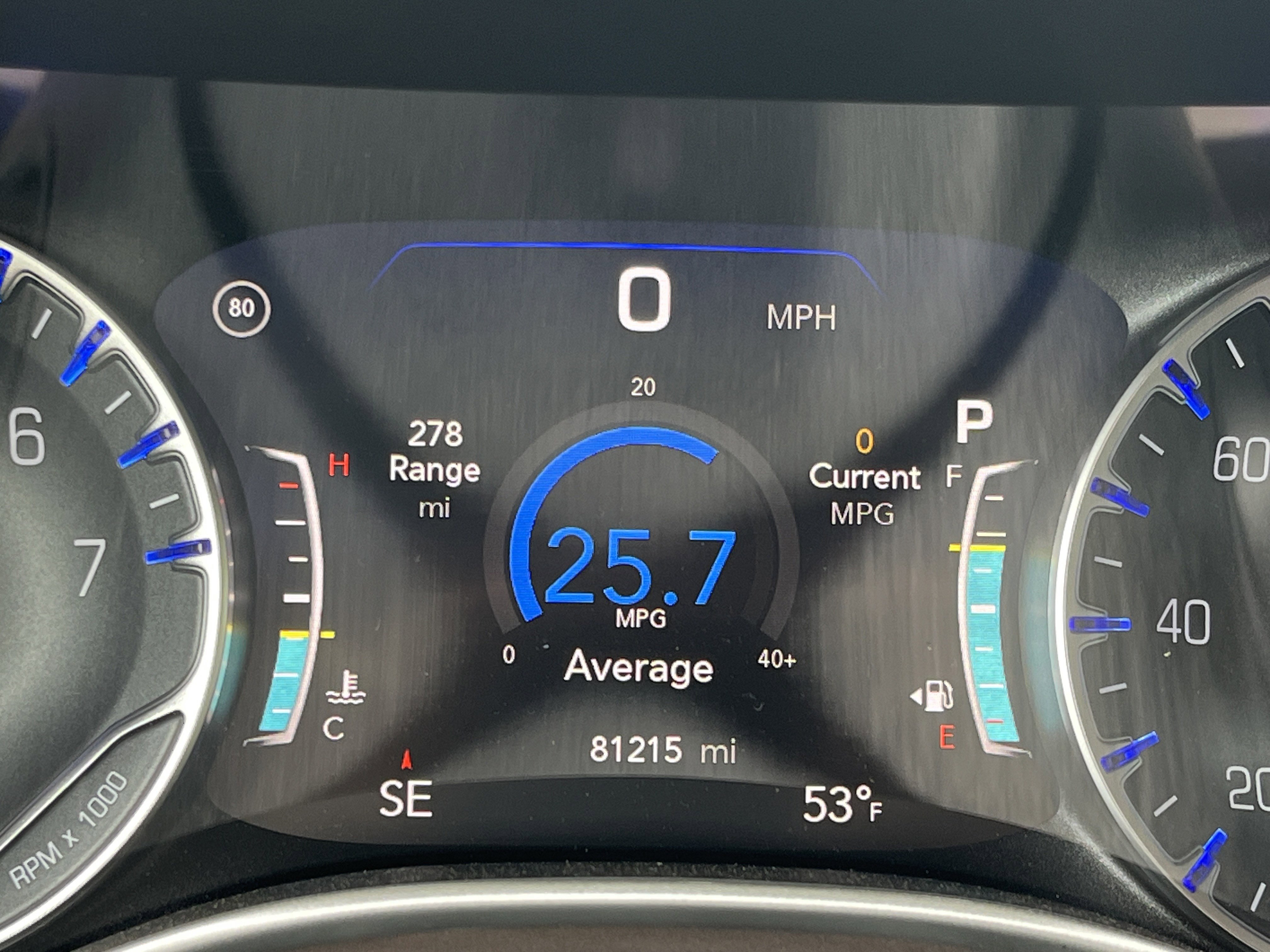 Used 2018 Chrysler Pacifica Touring-L w/ Advanced Safetytec Group image 11