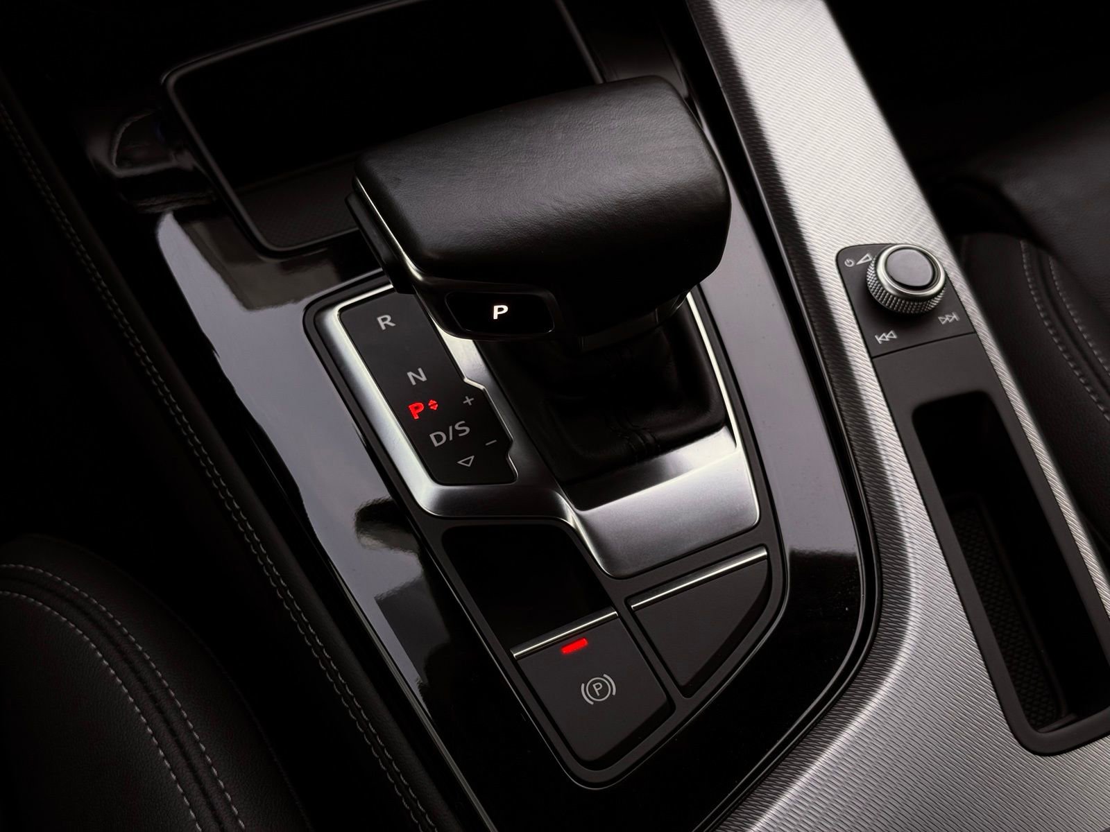 Used 2024 Audi A5 2.0T Premium Plus w/ Premium Plus image 56