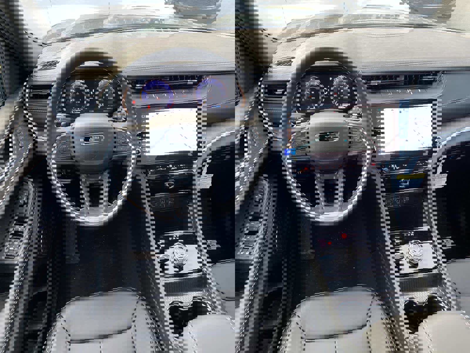 New 2026 Jeep Grand Cherokee Limited w/ Limited Altitude Package image 8