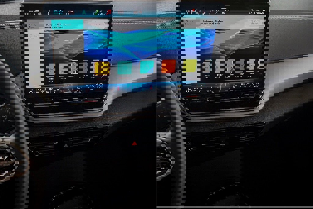 New 2025 Volkswagen ID.4 Pro image 13