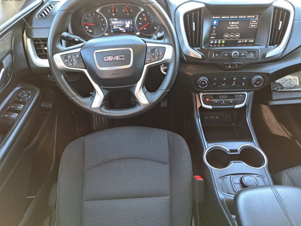 Used 2022 GMC Terrain SLE image 19