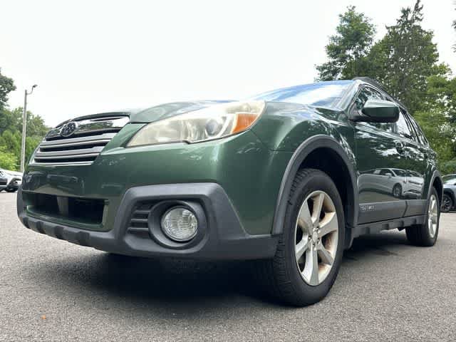 Used 2014 Subaru Outback 2.5i Premium w/ Moonroof Package AWD/4WD image 16