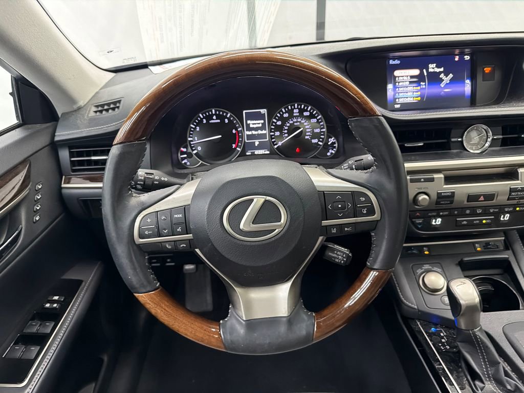 Used 2018 Lexus ES 350 w/ Premier Package image 25