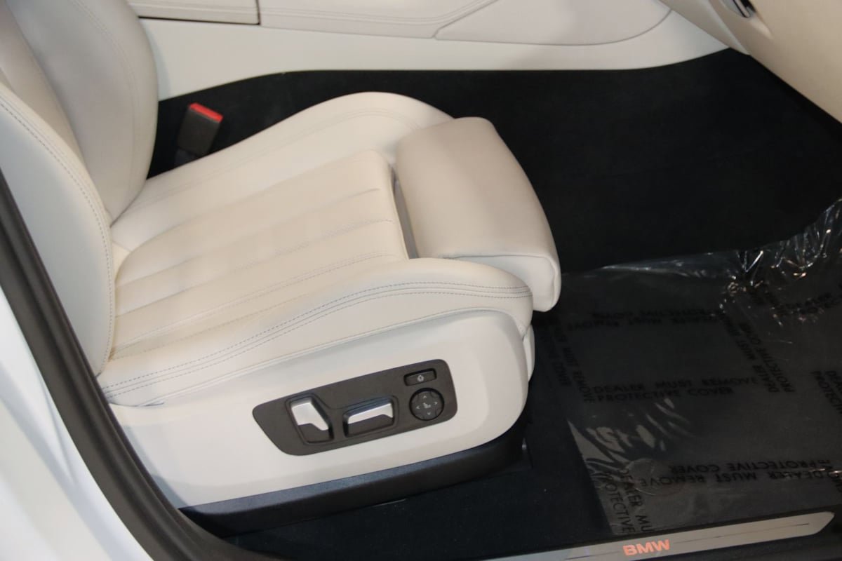 Used 2022 BMW X6 xDrive40i AWD/4WD image 63