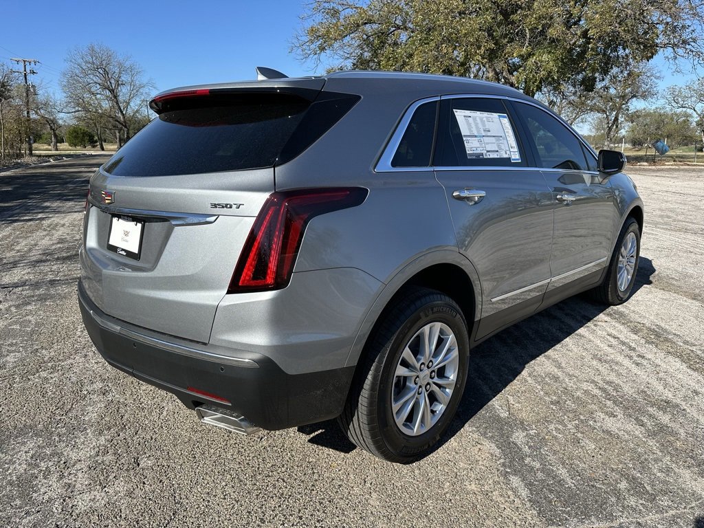 New 2026 Cadillac XT5 Luxury w/ LPO, Floor Liner Package image 5