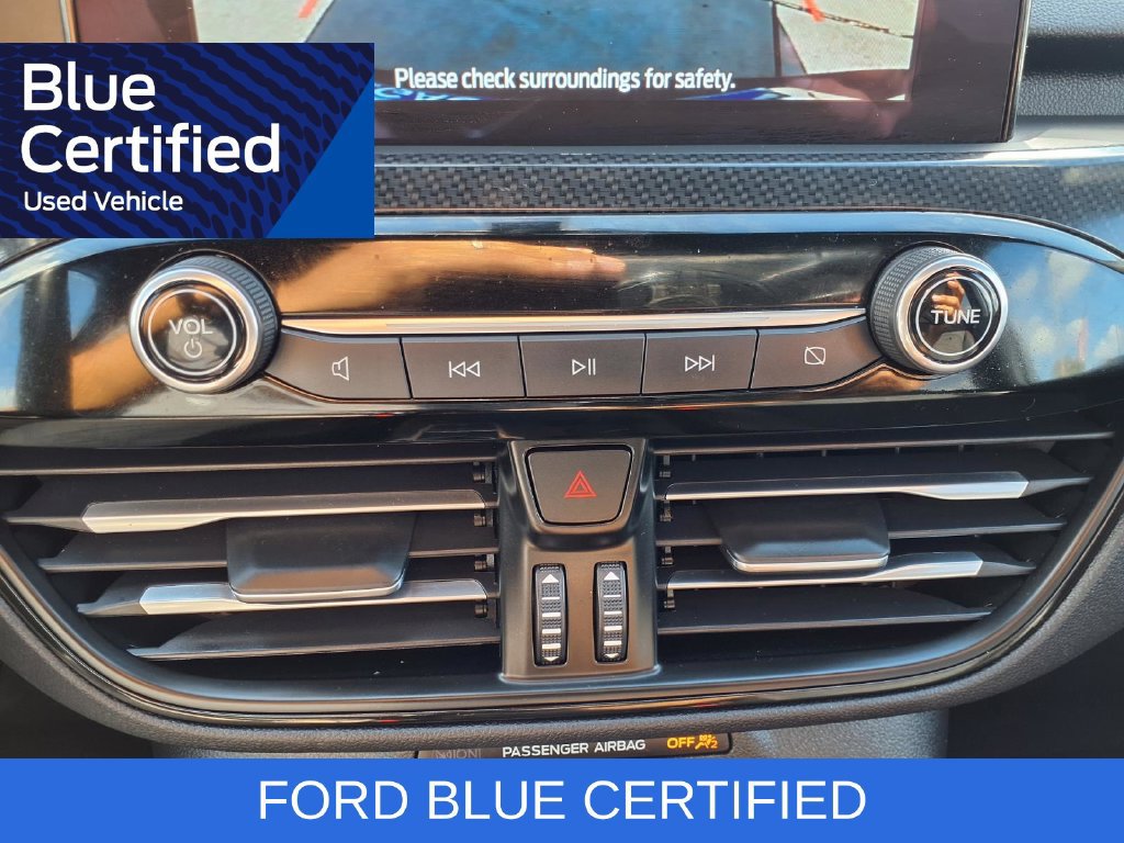 Certified 2025 Ford Escape ST-Line Select AWD/4WD image 21