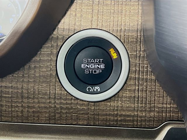 Used 2020 RAM 1500 Limited image 19