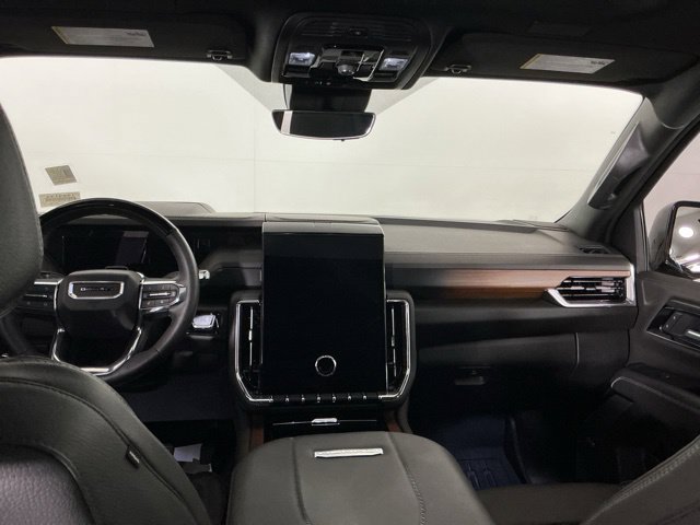 Used 2026 GMC Yukon Denali w/ Denali Reserve Package AWD/4WD image 25