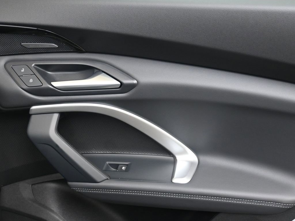 New 2025 Audi Q5 Premium Plus image 14